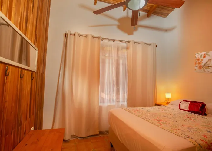 Cozy 2br Near Arenal, Walk To Town *