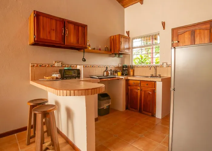 Cozy 2br Near Arenal, Walk To Town *