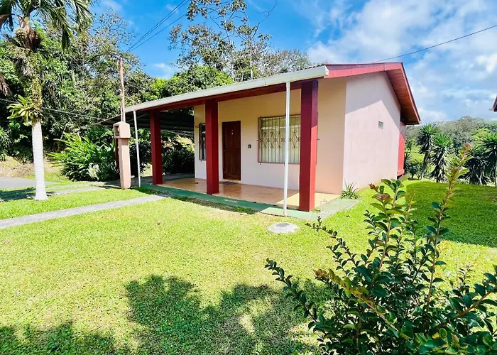Cozy 2br Near Arenal, Walk To Town * Nuevo Arenal